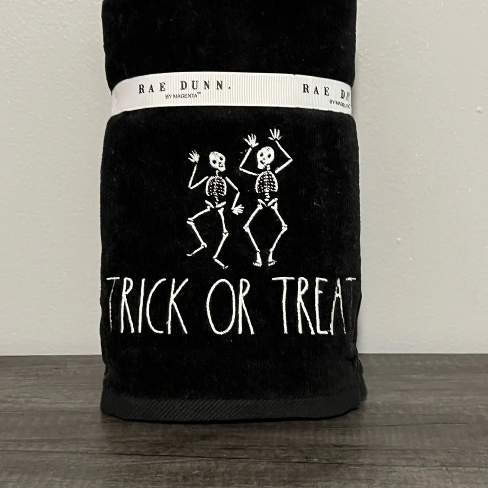 Rae Dunn set of 2 Halloween Hand towels trick or treat